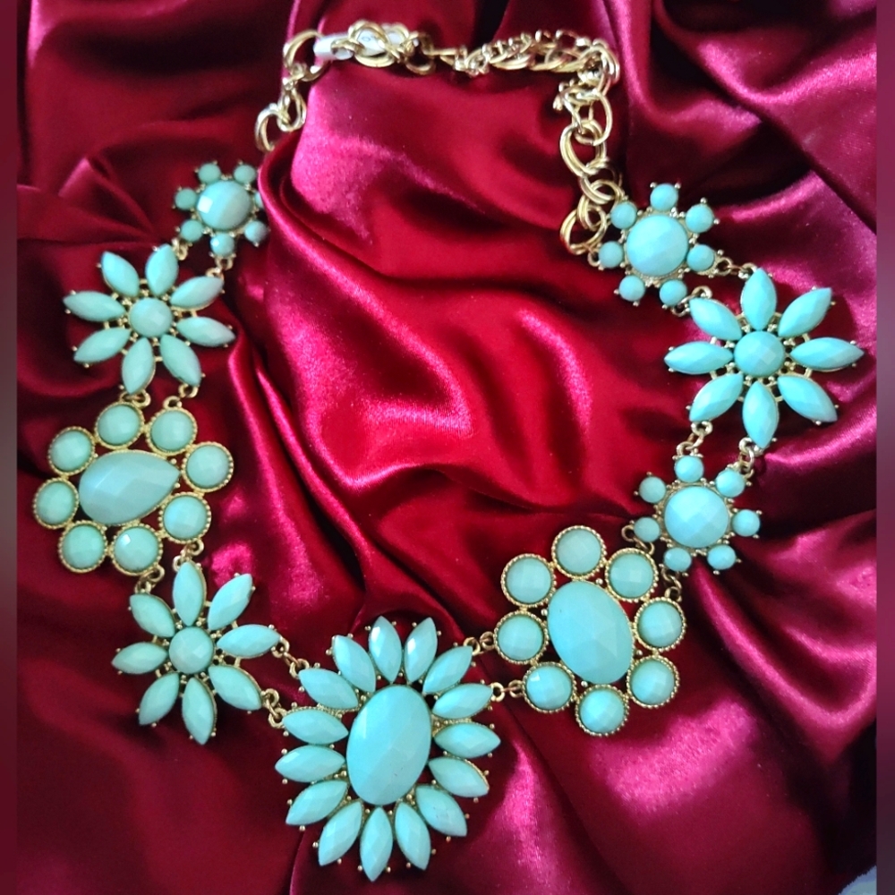 Final $ Elegant Gold Tone and Turquoise Colored Floral Bib Necklace